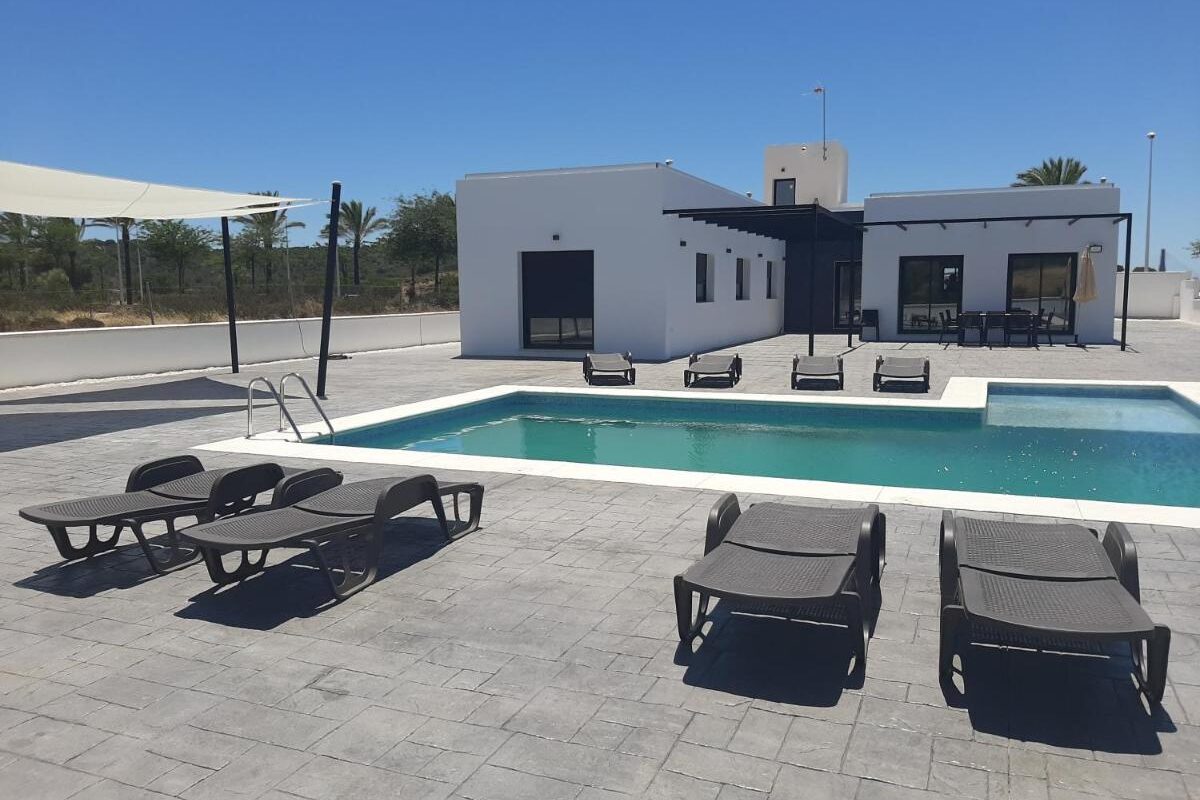 luxury-doña-bella-villa-5